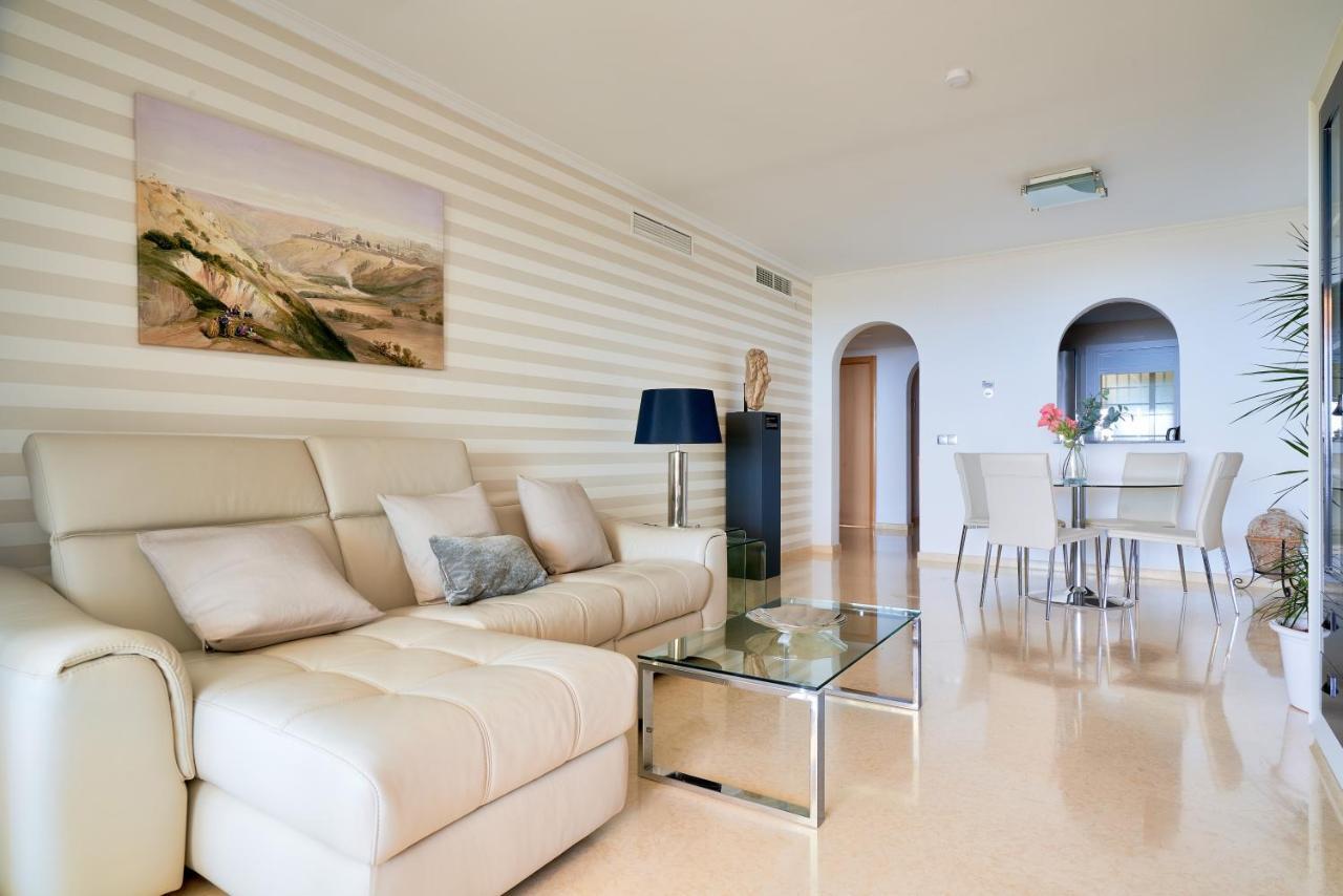 Neptuno Malaga Apartamento De Lujo Rincon de la Victoria Luaran gambar