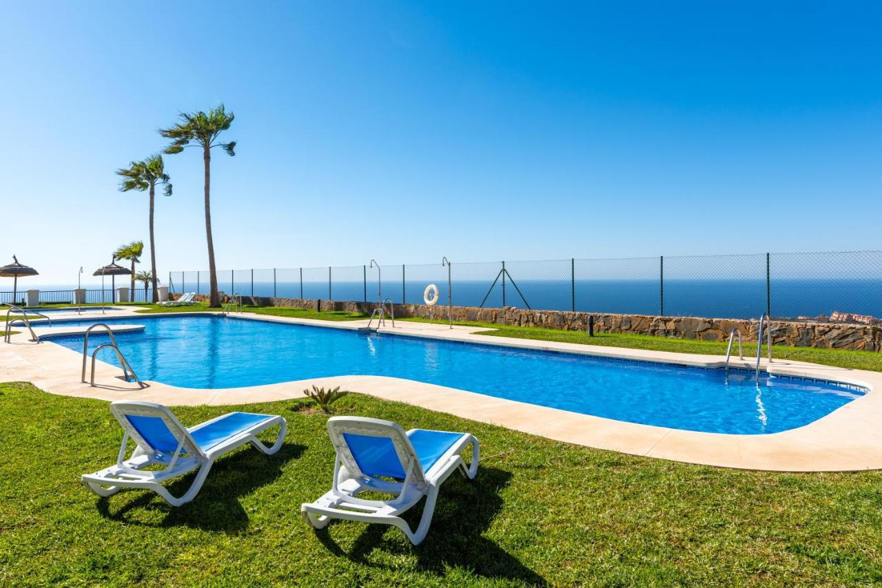 Neptuno Malaga Apartamento De Lujo Rincon de la Victoria Luaran gambar