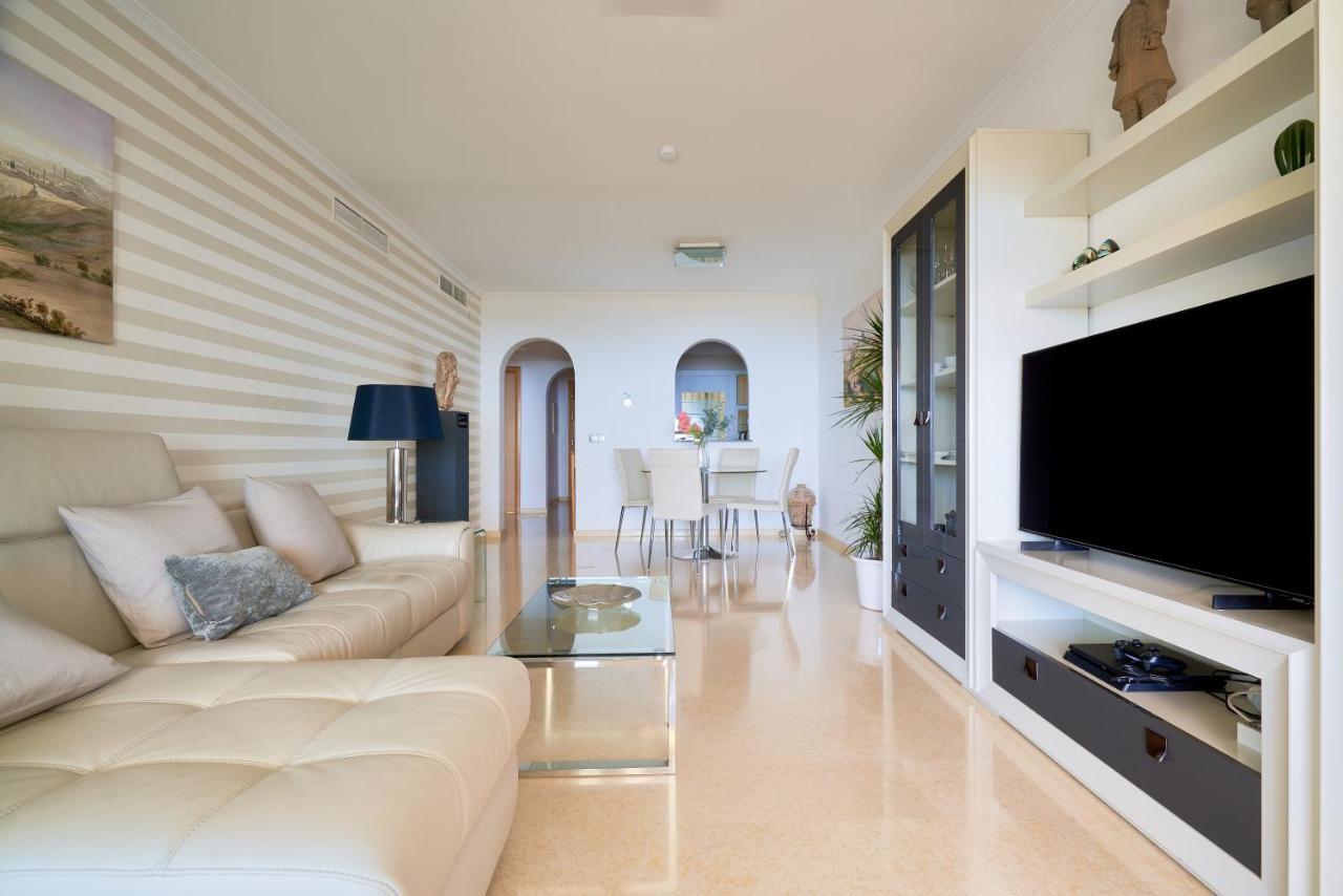 Neptuno Malaga Apartamento De Lujo Rincon de la Victoria Luaran gambar