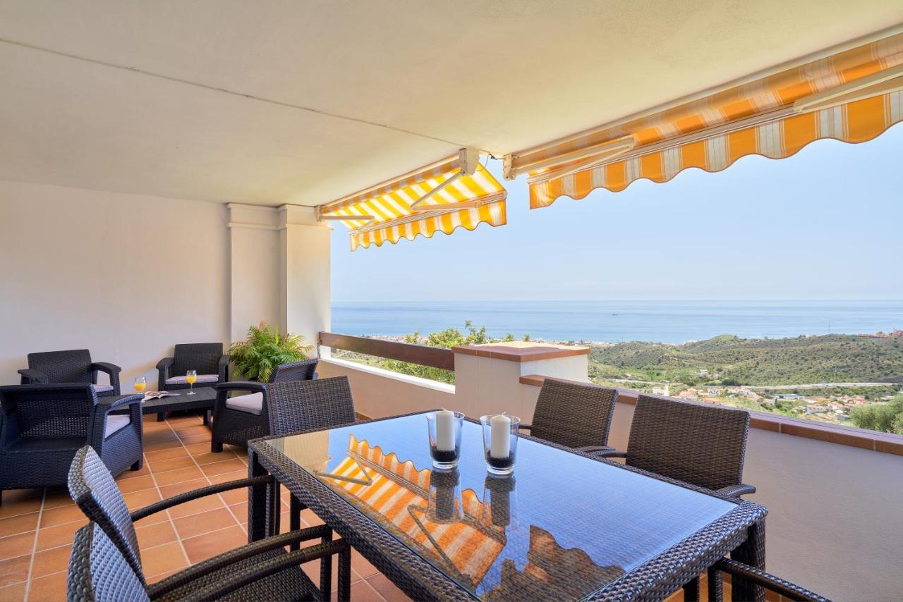 Neptuno Malaga Apartamento De Lujo Rincon de la Victoria Luaran gambar