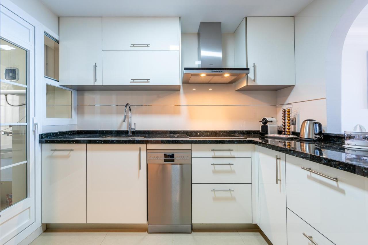 Neptuno Malaga Apartamento De Lujo Rincon de la Victoria Luaran gambar